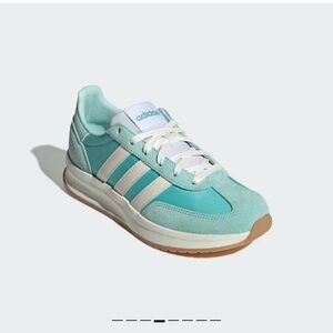 adidas Women's Sneakers in Teal and White